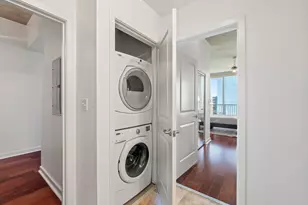 360 Nueces St, Austin, TX 78701 - Photo 12