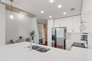 360 Nueces St, Austin, TX 78701 - Photo 8