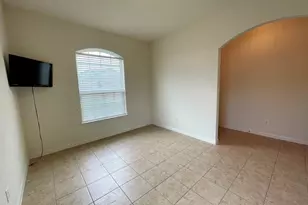 408 Farmer Ln, Jarrell, TX 76537 - Photo 4