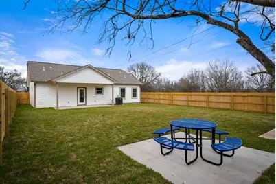 103 Lentz Main Street, Red Rock, TX 78662 - Photo 26