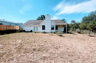 21822 SE Tallahassee Ave, Lago Vista, TX 78645 - Photo 18