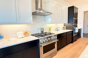 201 Shadow Dr, Liberty Hill, TX 78642 - Photo 6