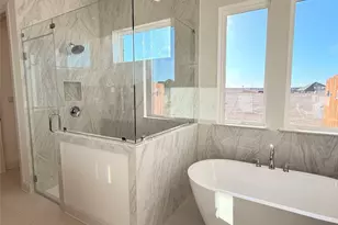 201 Shadow Dr, Liberty Hill, TX 78642 - Photo 10