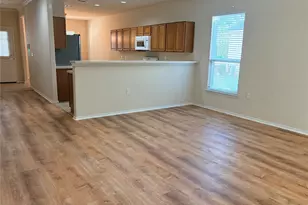318 Crockett Loop, Georgetown, TX 78633 - Photo 4
