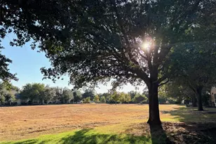 318 Crockett Loop, Georgetown, TX 78633 - Photo 2