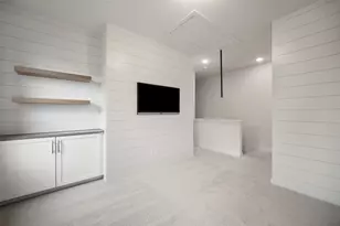 2500 Forest Creek Dr, Round Rock, TX 78665 - Photo 18