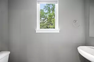 2500 Forest Creek Dr, Round Rock, TX 78665 - Photo 16