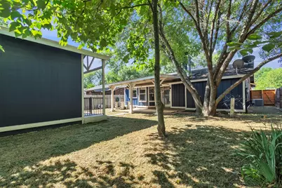 5000 Fontenay Drive, Austin, TX 78744 - Photo 20