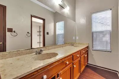 5000 Fontenay Drive, Austin, TX 78744 - Photo 10