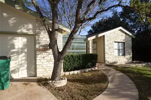 6107 La Mesa St, Lago Vista, TX 78645 - Photo 2