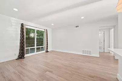 5332 Balcones Drive #B, Austin, TX 78731 - Photo 6