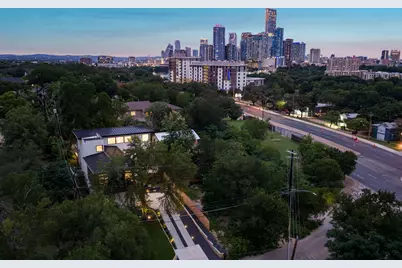 1102 Summit Street, Austin, TX 78741 - Photo 32