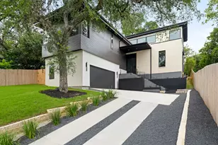 1102 Summit St, Austin, TX 78741 - Photo 4