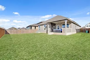 102 Whitney Dr, Elgin, TX 78621 - Photo 22