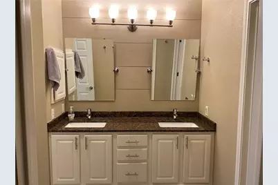 7501 Shadowridge Run #121, Austin, TX 78749 - Photo 16