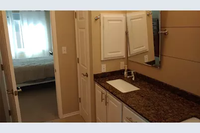 7501 Shadowridge Run #121, Austin, TX 78749 - Photo 10