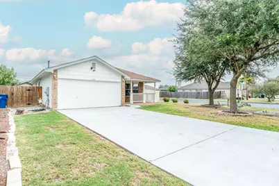 500 Mitchell Drive, Hutto, TX 78634 - Photo 2