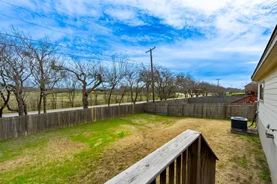 20309 Dark Tree Cove, Round Rock, TX 78664 - Photo 18
