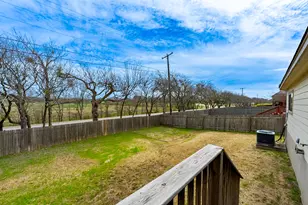 20309 Dark Tree Cove, Round Rock, TX 78664 - Photo 18