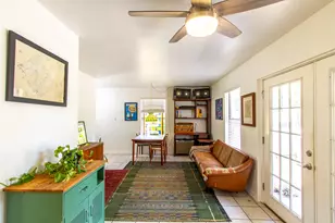 208 Hackberry St, Lockhart, TX 78644 - Photo 4