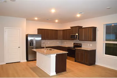 1956 Meridian Loop, Temple, TX 76504 - Photo 4