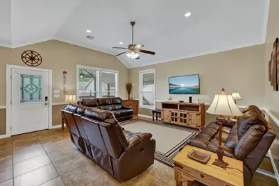 186 River Villas Court, New Braunfels, TX 78132 - Photo 8