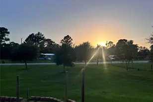 124 Alum Creek Dr, Paige, TX 78659 - Photo 18