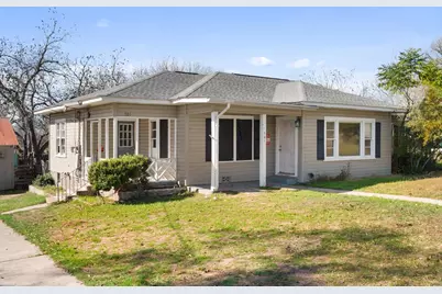 701 N Washington Street, La Grange, TX 78945 - Photo 1