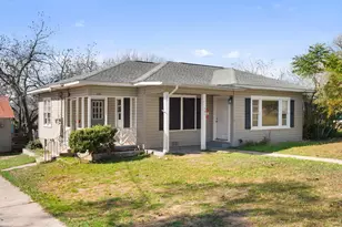 701 N Washington St, La Grange, TX 78945 - Photo 1