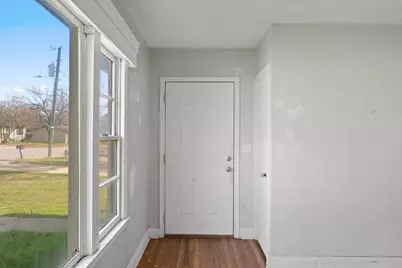 701 N Washington Street, La Grange, TX 78945 - Photo 4