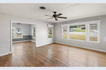 701 N Washington Street, La Grange, TX 78945 - Photo 6