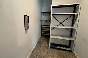 1402 Mardell St, San Antonio, TX 78201 - Photo 14