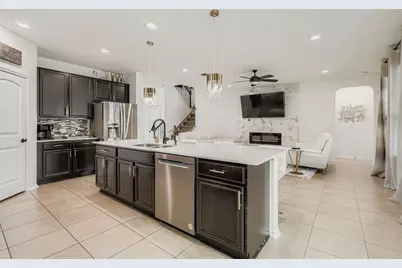 7020 Ondantra Bend, Austin, TX 78744 - Photo 10