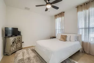 7020 Ondantra Bend, Austin, TX 78744 - Photo 16