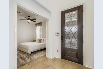 7020 Ondantra Bend, Austin, TX 78744 - Photo 4