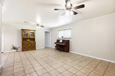 125 Glendale Street, Luling, TX 78648 - Photo 4