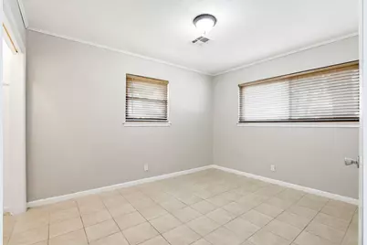 125 Glendale Street, Luling, TX 78648 - Photo 16