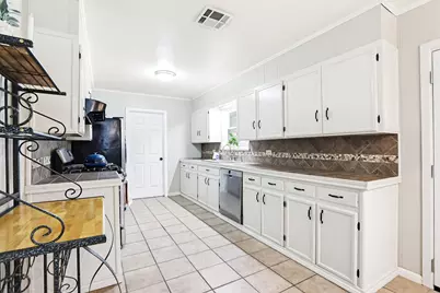 125 Glendale Street, Luling, TX 78648 - Photo 26