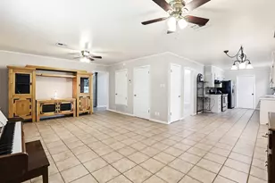 125 Glendale St, Luling, TX 78648 - Photo 24