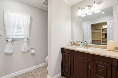 125 Glendale Street, Luling, TX 78648 - Photo 10