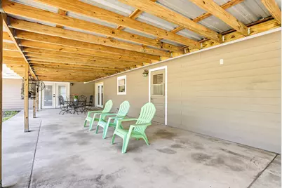 125 Glendale Street, Luling, TX 78648 - Photo 18