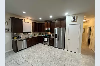 587 Twisted Oaks Lane, Buda, TX 78610 - Photo 10