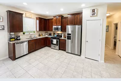 587 Twisted Oaks Lane, Buda, TX 78610 - Photo 4