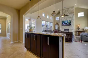 307 Duffy Ln, Austin, TX 78738 - Photo 10