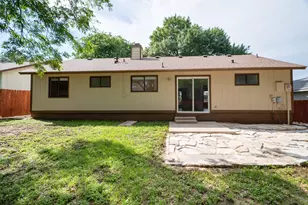 1601 Primrose Trail, Round Rock, TX 78664 - Photo 16