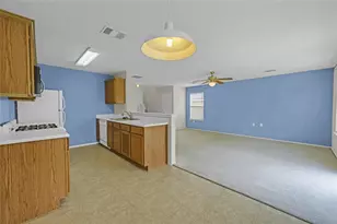 5509 Bentsen Ln, Austin, TX 78723 - Photo 6