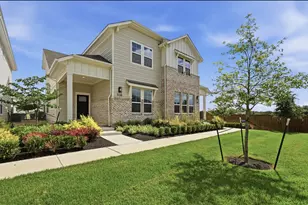 513 Burlington Dr, Buda, TX 78610 - Photo 2