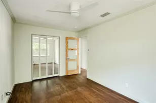1707 Overhill Dr, Austin, TX 78721 - Photo 14