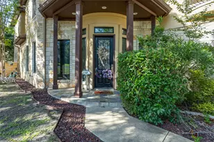 1 Treehaven Ln, The Hills, TX 78738 - Photo 2