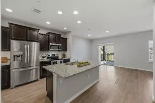 516 E Slaughter Ln, Austin, TX 78744 - Photo 4